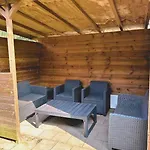 Rustiek Boschalet Sven Veluwe Met Omheinde Tuin 木屋
