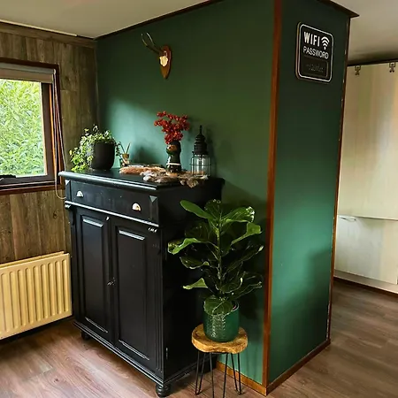 木屋 Rustiek Boschalet Sven Veluwe Met Omheinde Tuin