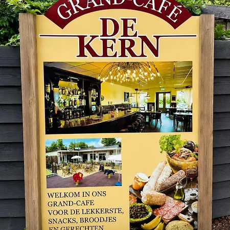 Horská chata Rustiek Boschalet Sven Veluwe Met Omheinde Tuin Putten