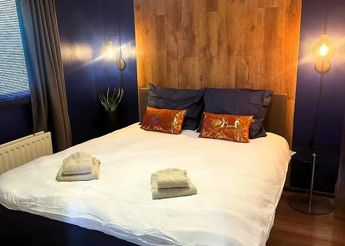 Rustiek Boschalet Sven Veluwe Met Omheinde Tuin *